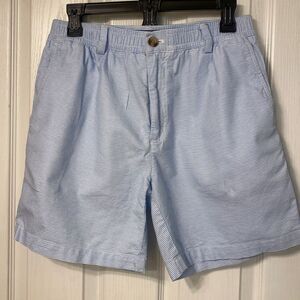 Men’s shorts by Vineyard Vines.  Size M